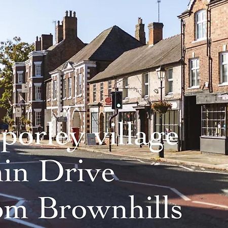 Brownhills Villa Eaton  Exterior photo